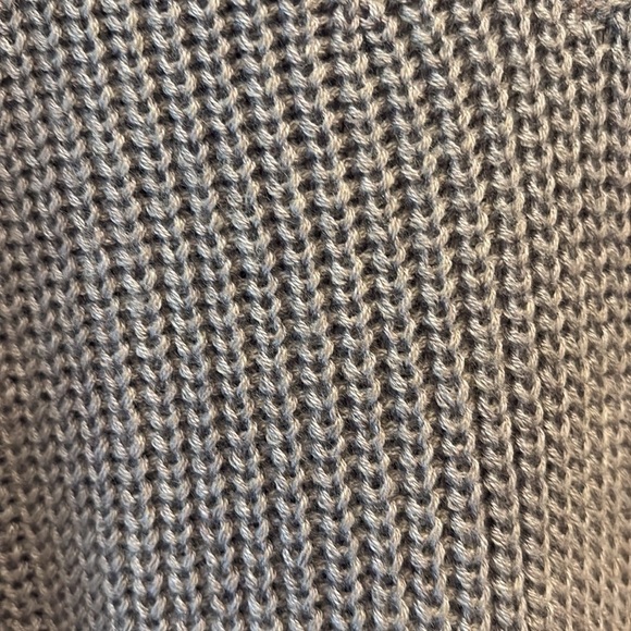 RD Style - Josslyn V Neck Sweater (from stitch fix). Size XL - Picture 8 of 14